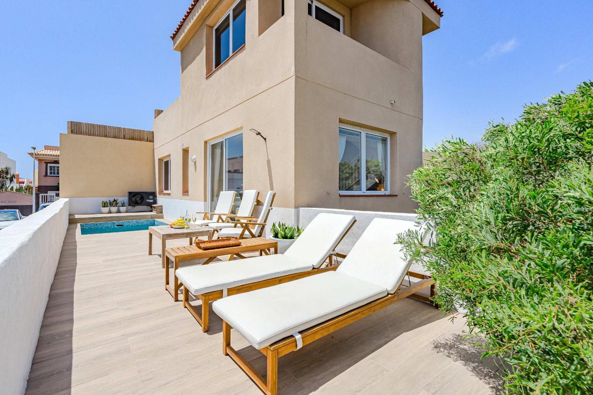 Medano Seaside Villa, Jacuzzi & Pool El Medano  Exterior photo