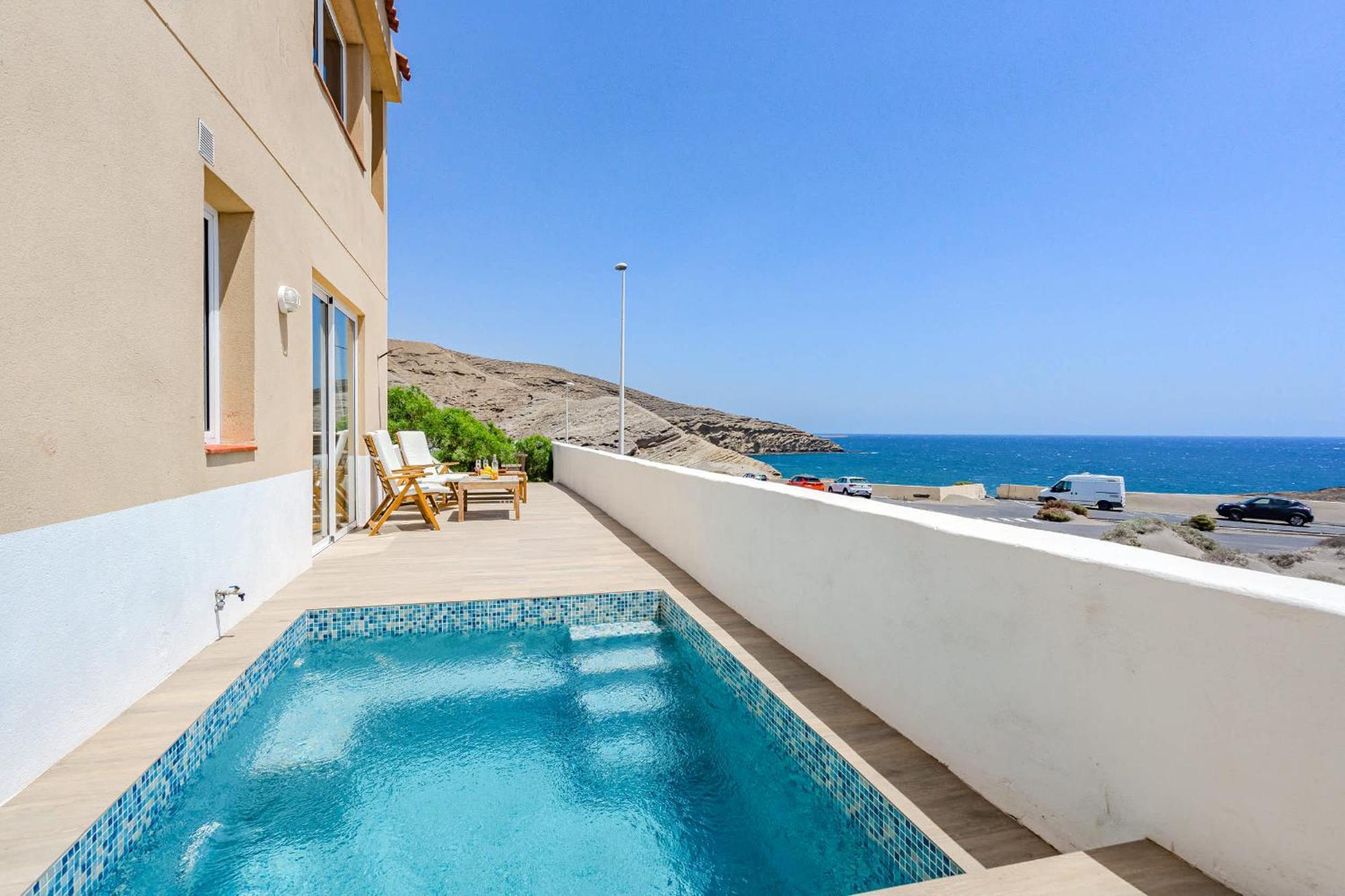 Medano Seaside Villa, Jacuzzi & Pool El Medano  Exterior photo