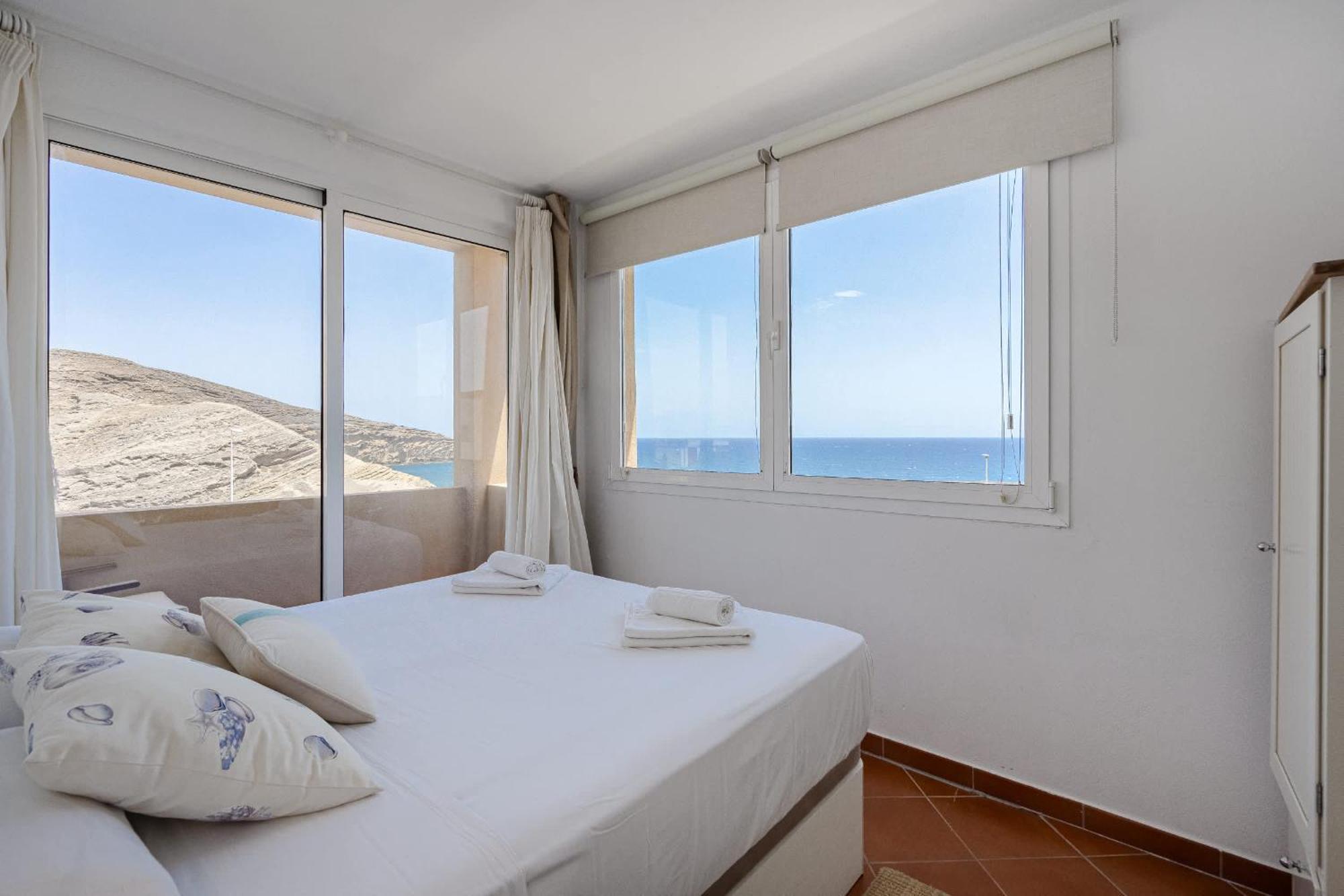 Medano Seaside Villa, Jacuzzi & Pool El Medano  Exterior photo