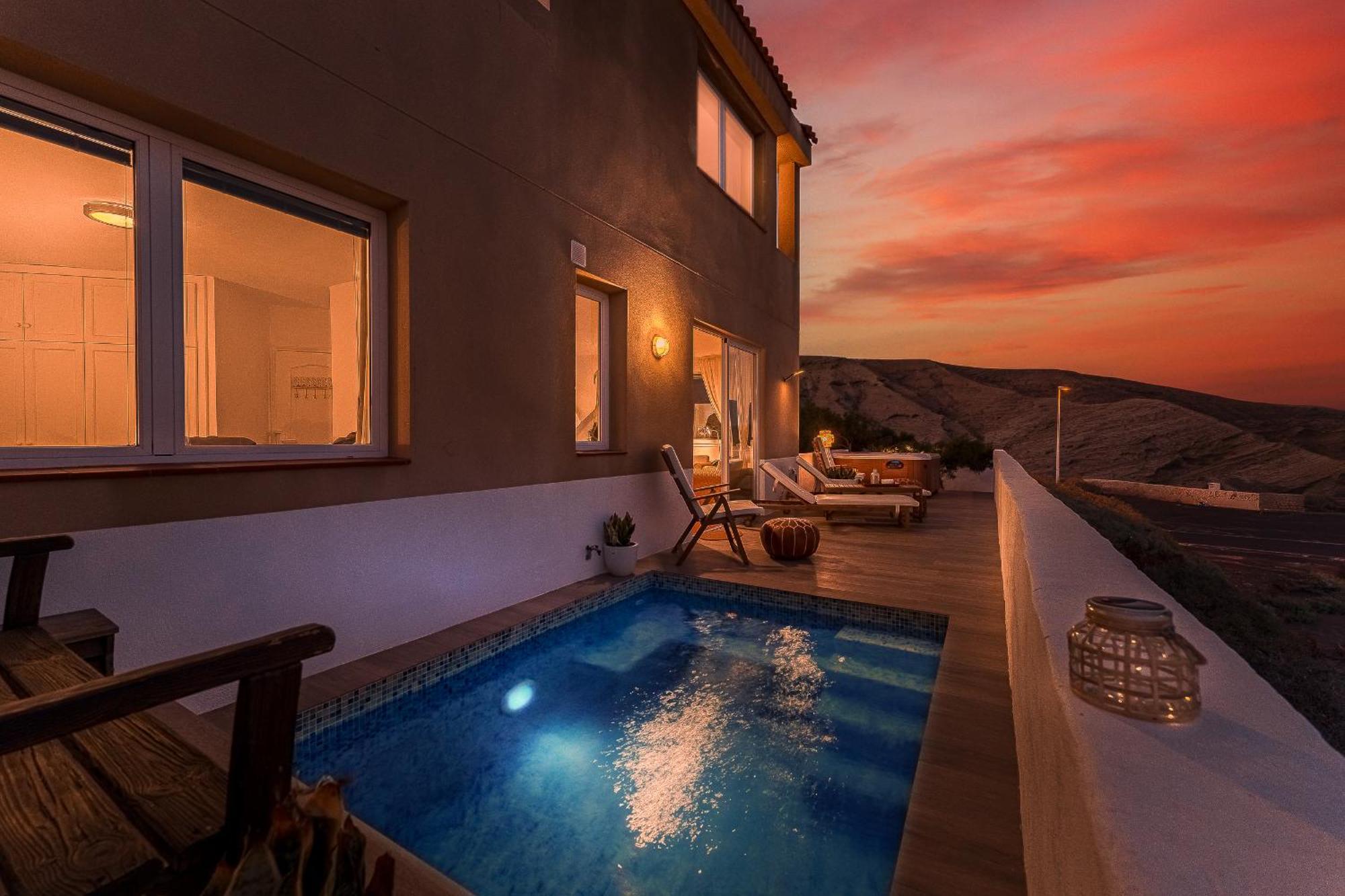 Medano Seaside Villa, Jacuzzi & Pool El Medano  Exterior photo