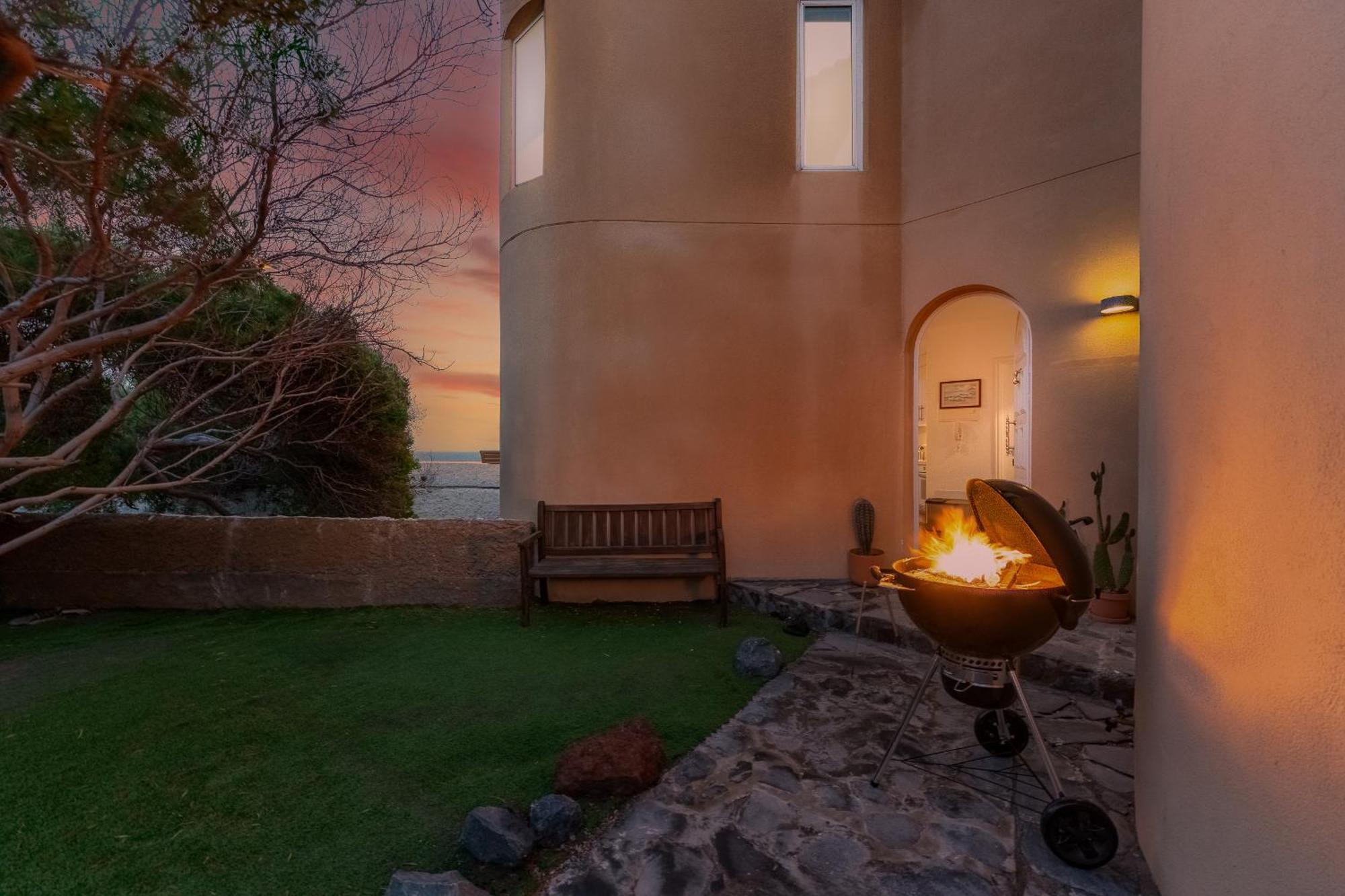 Medano Seaside Villa, Jacuzzi & Pool El Medano  Exterior photo